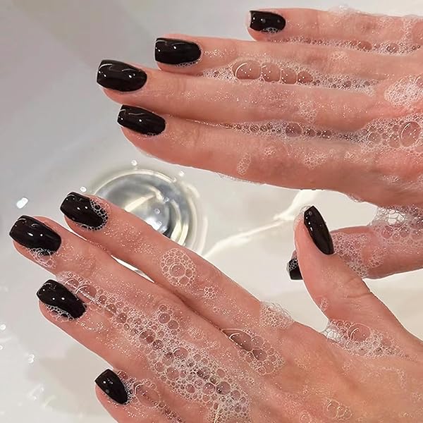 Faux ongles résistants au savon