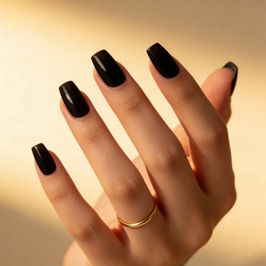 Angry Bunny - faux ongles noir ballerine très long glossy en gel souple | Glow Nails