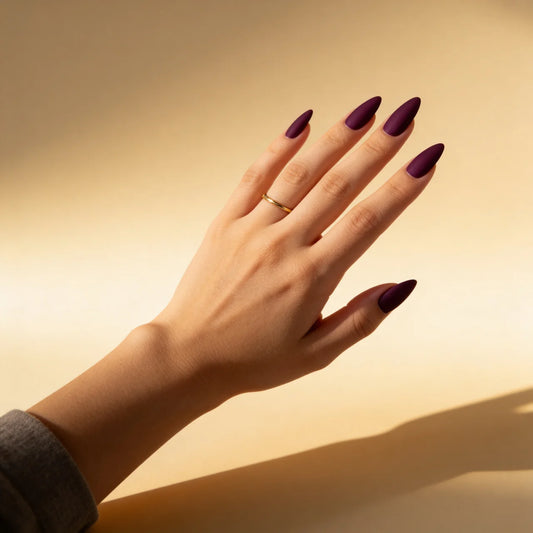 Vino - faux ongles marron et rouge amande long mat en gel souple | Glow Nails