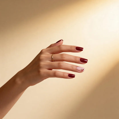 Ceresa - faux ongles rouge carré court glossy en gel souple | Glow Nails