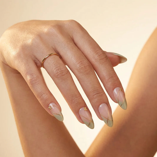 Almond - faux ongles vert amande long glossy en gel souple | Glow Nails