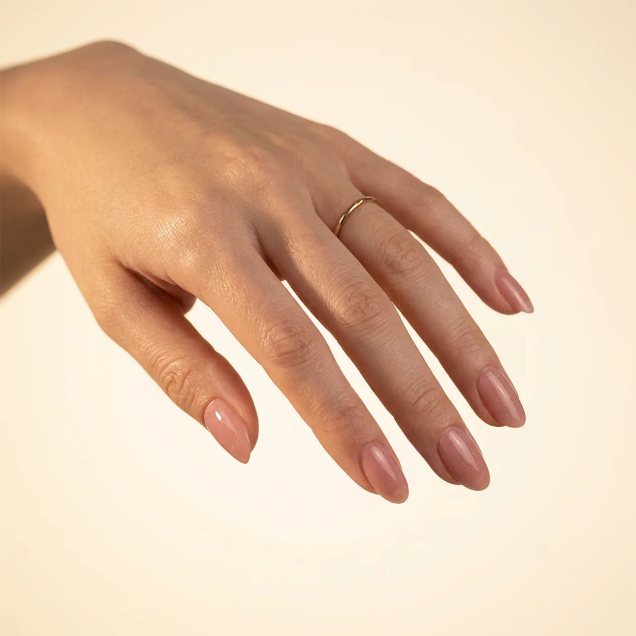 Bloom - faux ongles nude et rose ovale court glossy en gel souple | Glow Nails