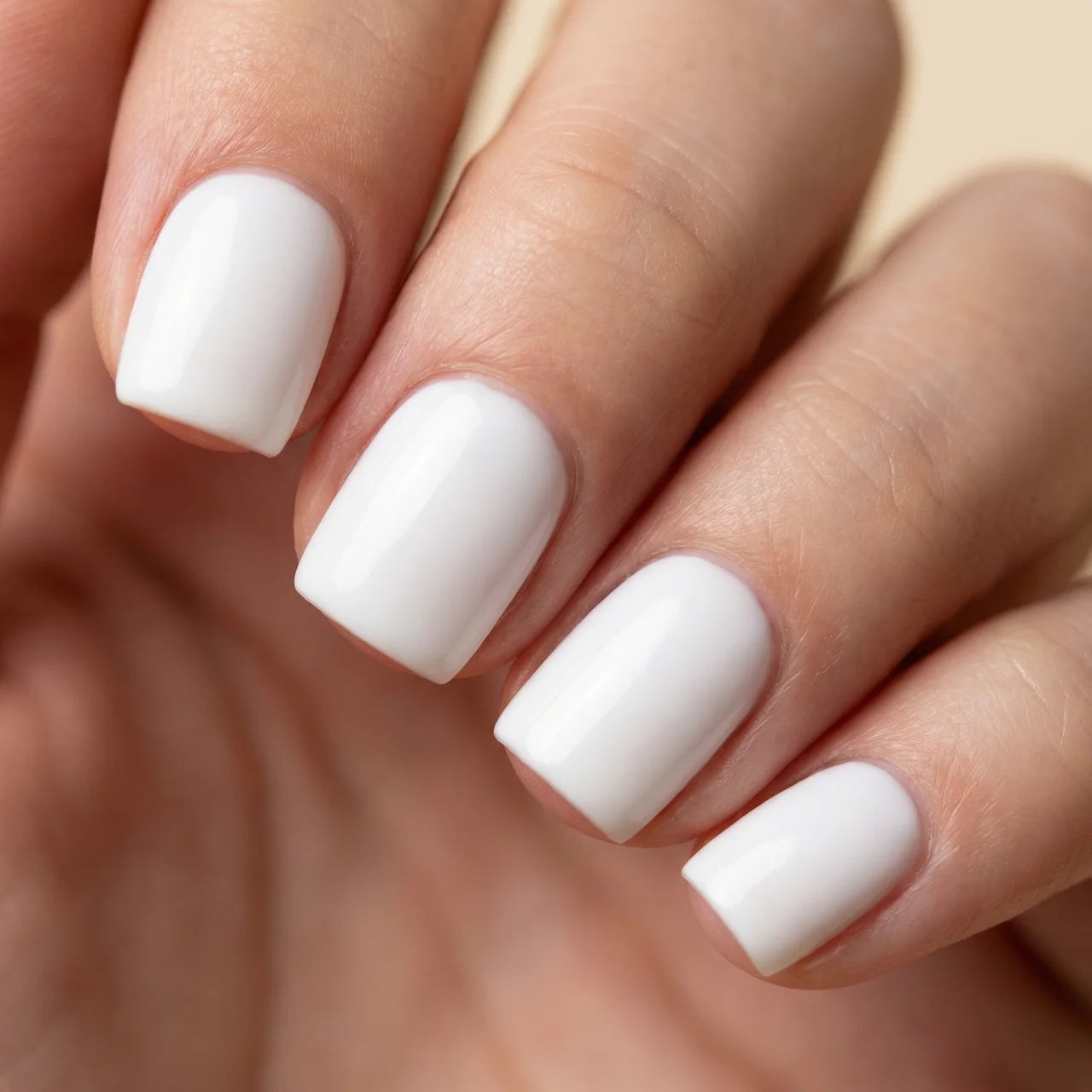 Snow press on nails carré extra court - vue de profil