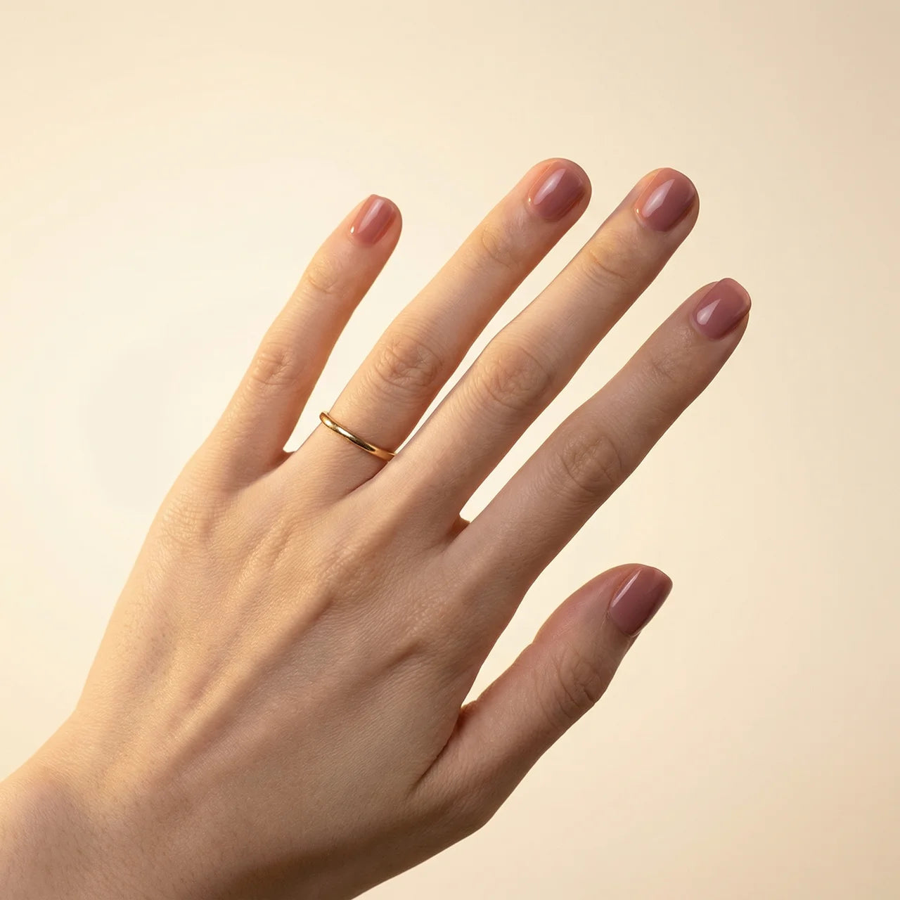 Osada faux ongles carré portés sur main - gel souple réutilisable