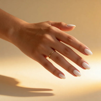 Pearl - faux ongles blanc et blanc laiteux amande extra court en gel souple | Glow Nails