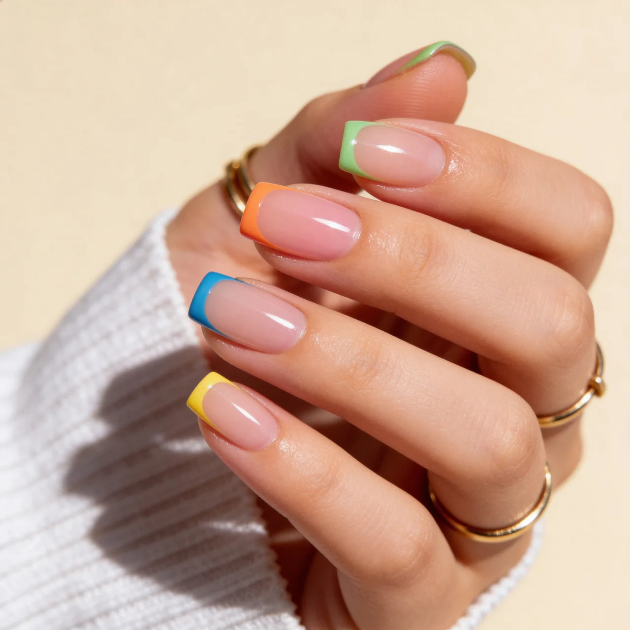Rainbow press on nails carré extra court - vue de profil